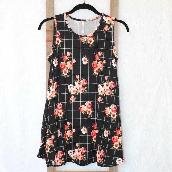 42pops Floral Two-Pocket Mini Dress - Picture 5 of 11